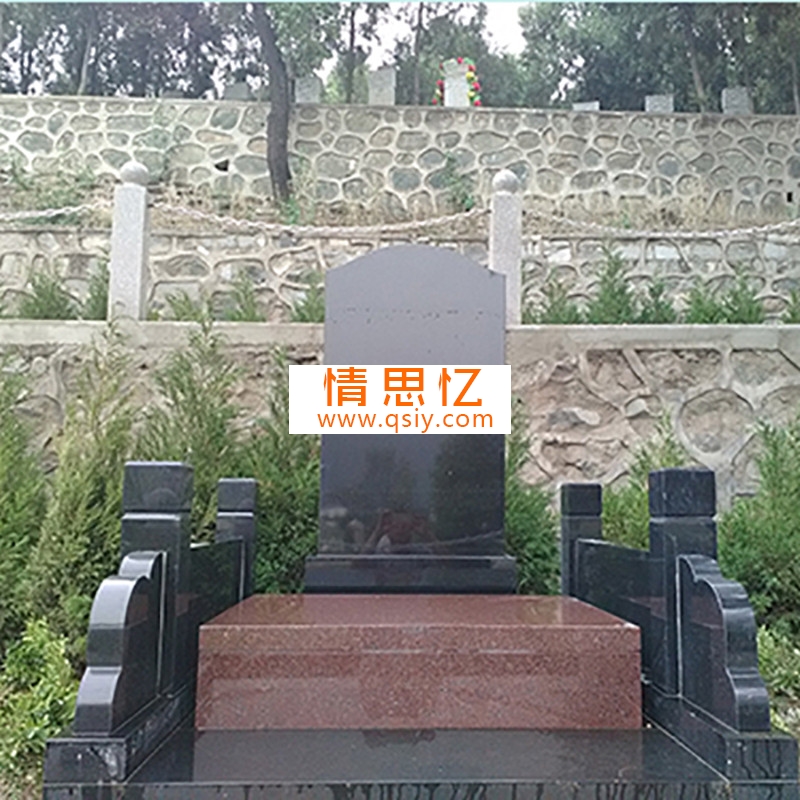 北京凤凰山陵园二十三区艺术碑
